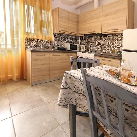 Stay Here - Διαμέρισμα Στο Κέντρο Του Βόλου Volos Ngoại thất bức ảnh