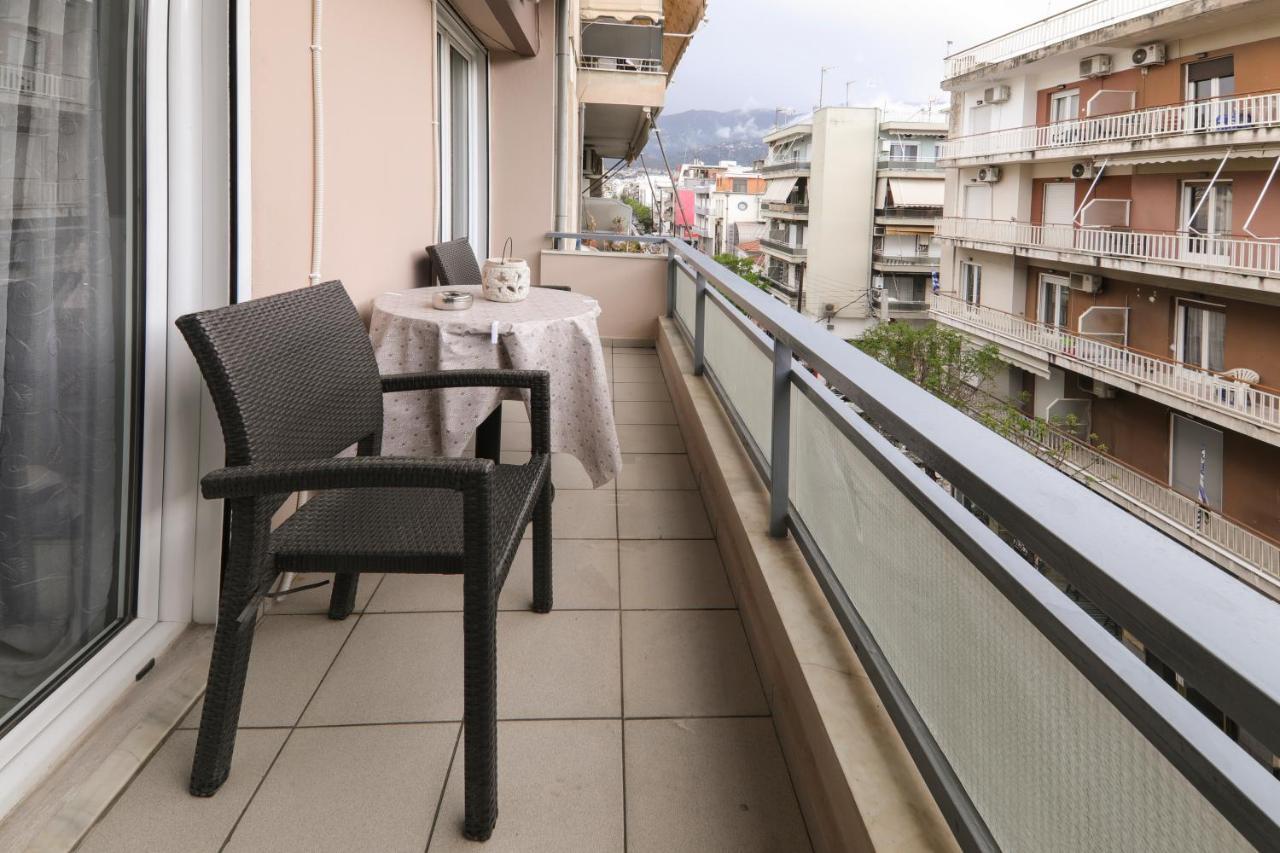 Stay Here - Διαμέρισμα Στο Κέντρο Του Βόλου Volos Ngoại thất bức ảnh