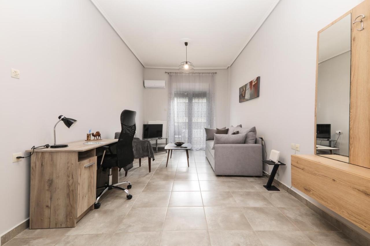 Stay Here - Διαμέρισμα Στο Κέντρο Του Βόλου Volos Ngoại thất bức ảnh